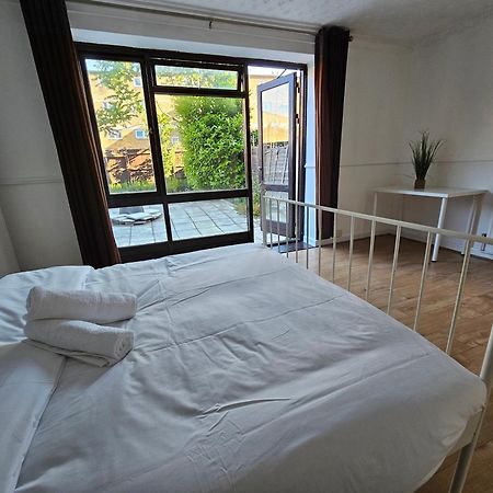 Towerhill Rooms London Exterior photo