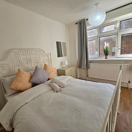 Towerhill Rooms London Exterior photo