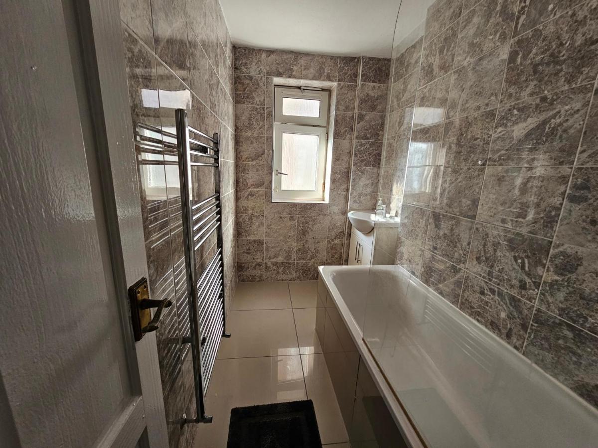 Towerhill Rooms London Exterior photo
